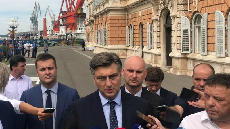 Plenković s upravom i radnicima: Ispunili smo obećanje oko isplate plaća, razmatramo scenarije za održivost Uljanika